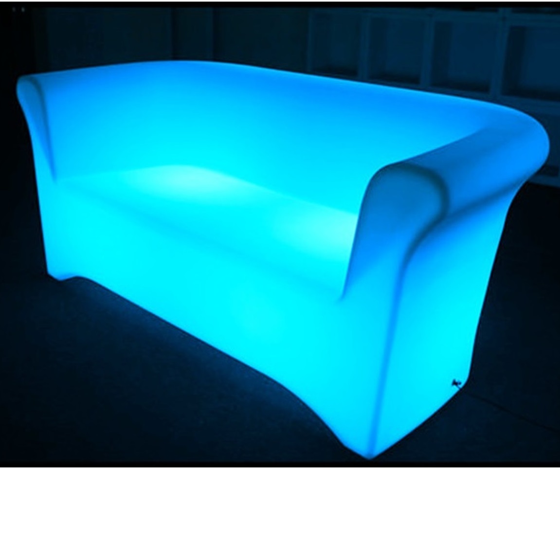 LED-Love-Sofa